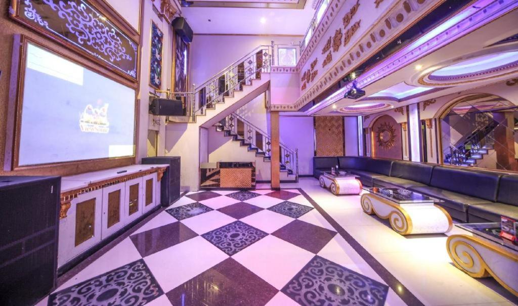 New Hollywood Hotel Пеканбару Екстериор снимка