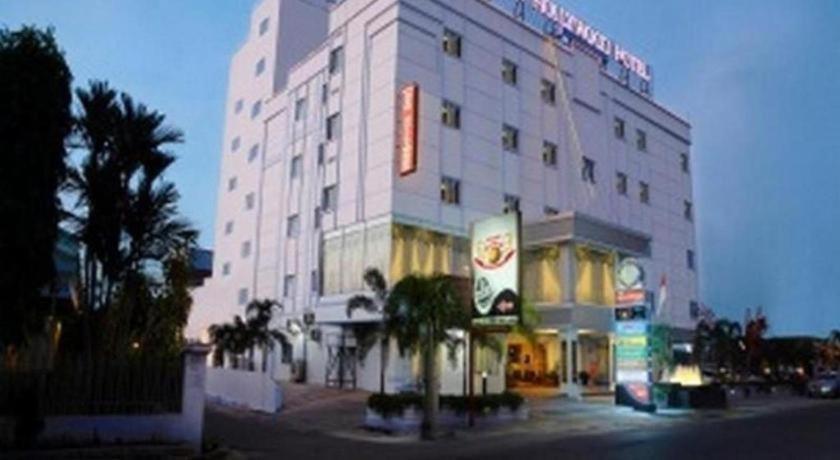 New Hollywood Hotel Пеканбару Екстериор снимка